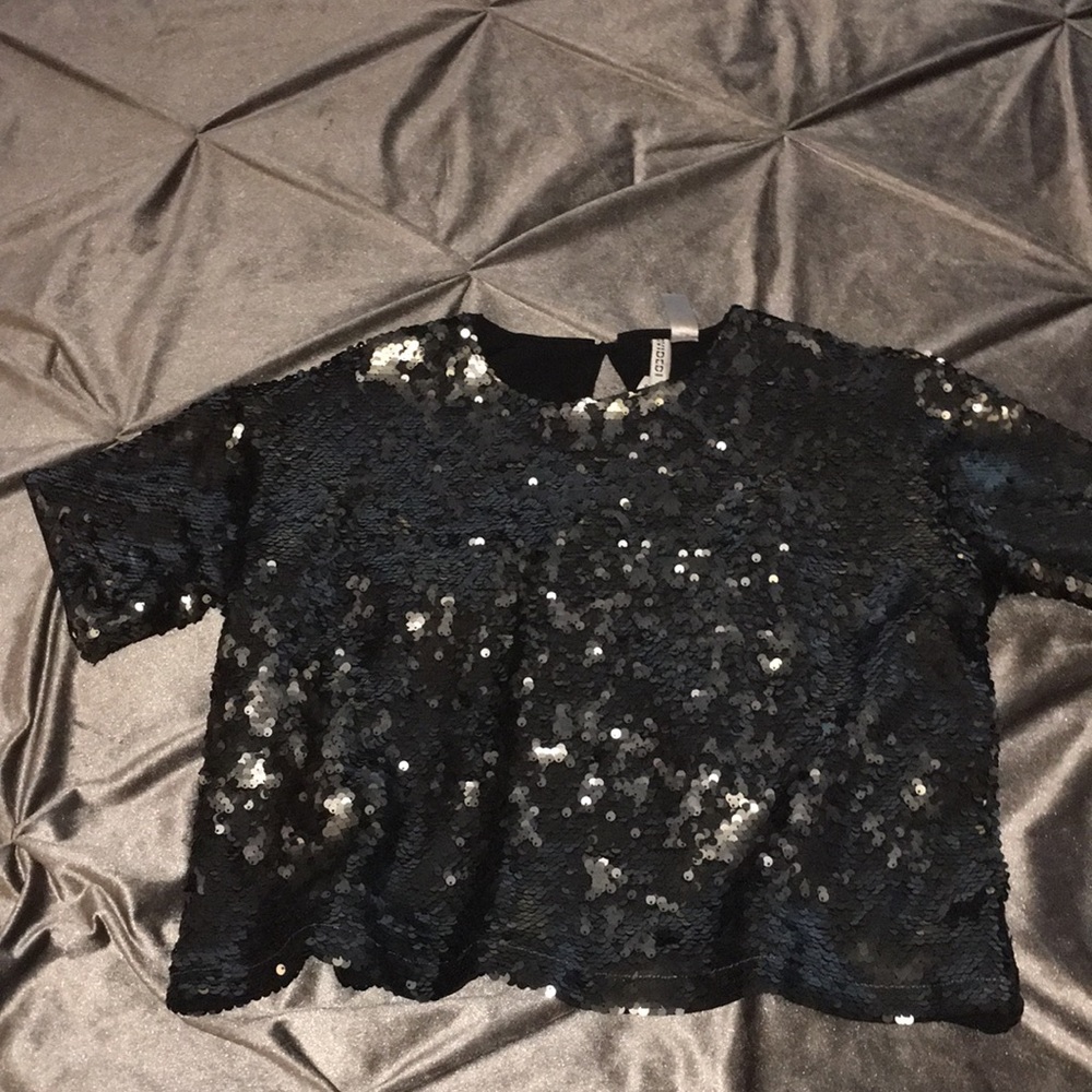 Metallic sequins top - Picture 4 of 4